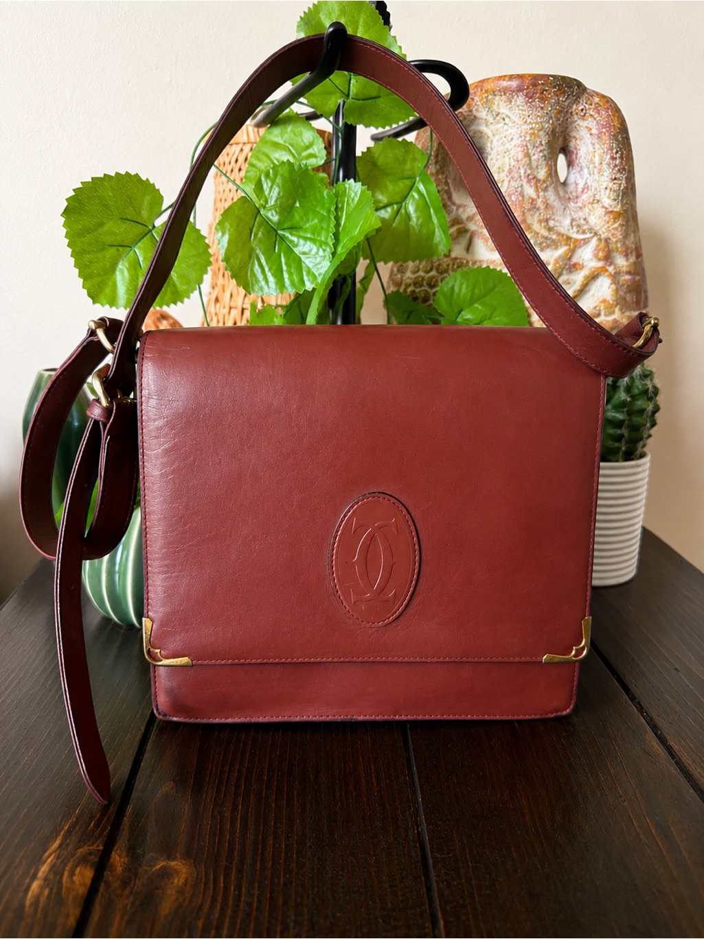 Authentic Vintage Cartier Must De Cartier Burgundy Leather Shoulder Bag